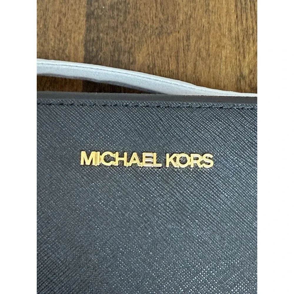 Michael Kors Jet Set Item Large East West Black Gold Crossbody Bag $378